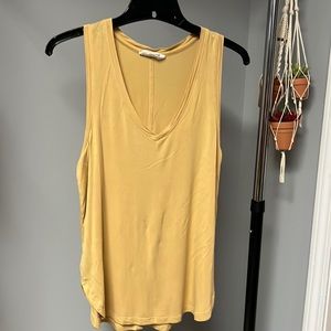 Sleeveless Double Zero V-neck top Mustard Yellow Sz M